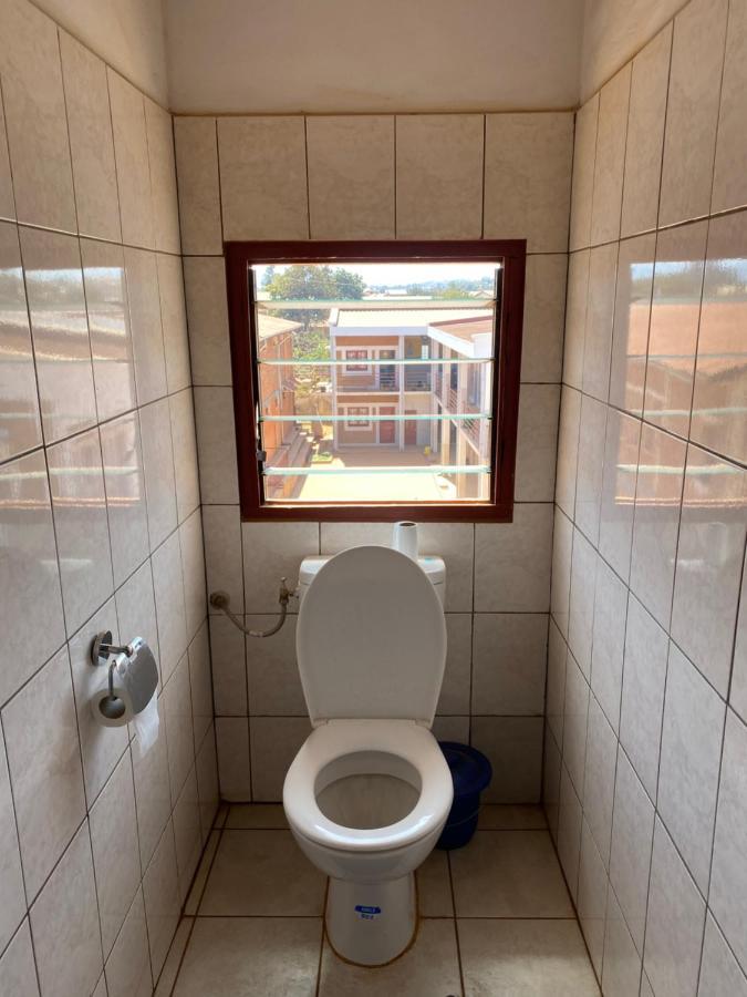 Chambre d'hôtes du lycée Picot de Clorivière dont les Revenues financent l'éducation des élèves Antsirabe Exterior foto