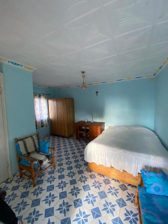 Chambre d'hôtes du lycée Picot de Clorivière dont les Revenues financent l'éducation des élèves Antsirabe Exterior foto
